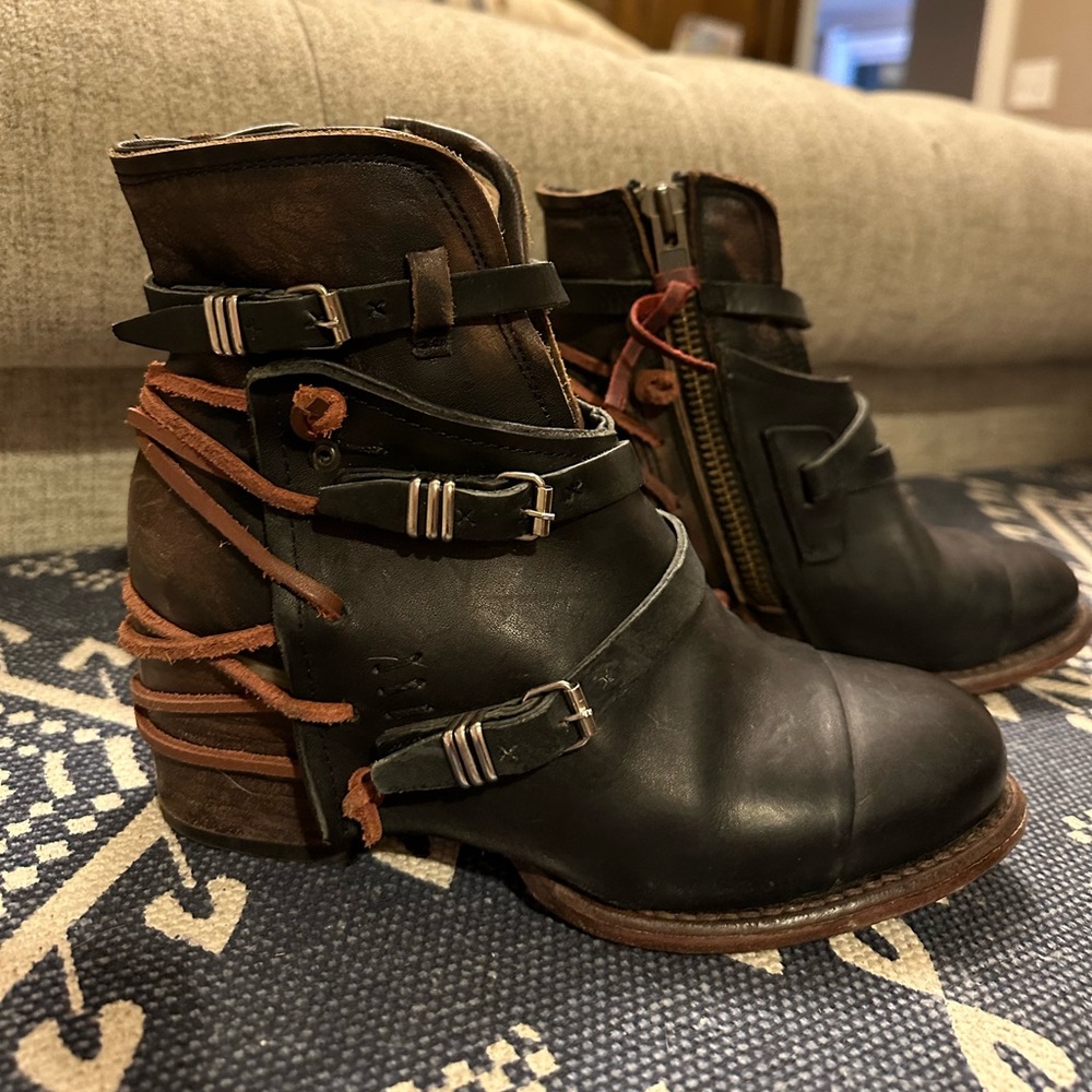 Freebird by Steven Black Leather Strap Ankle Boots with Brown Wrap